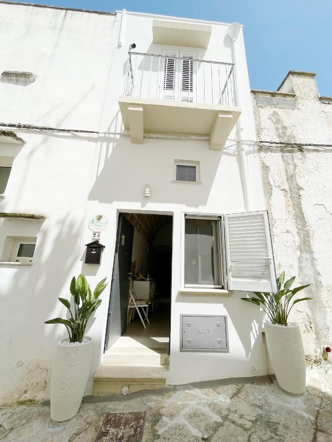 Mediterraneo House- Casa Nel Centro Storico Matino Exterior photo